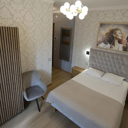 Randuri Hotel Voru